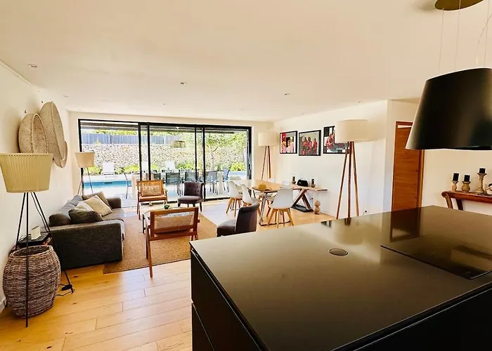 Gioia- Charme Et Serenite Villa *